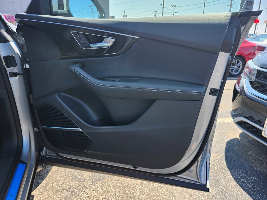 New 2027 Audi Q8 Premium Plus AWD/4WD image 18