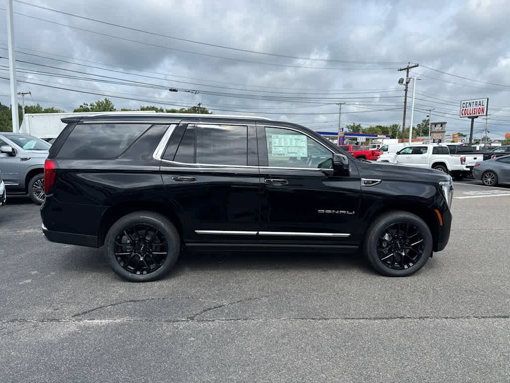 New 2026 GMC Yukon Denali w/ Sun & Power Step Package AWD/4WD image 7