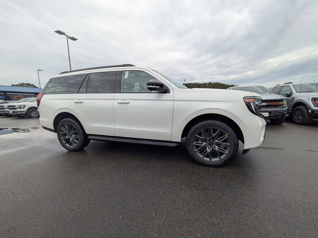 New 2026 Ford Expedition Platinum w/ Stealth Appearance Package image 3