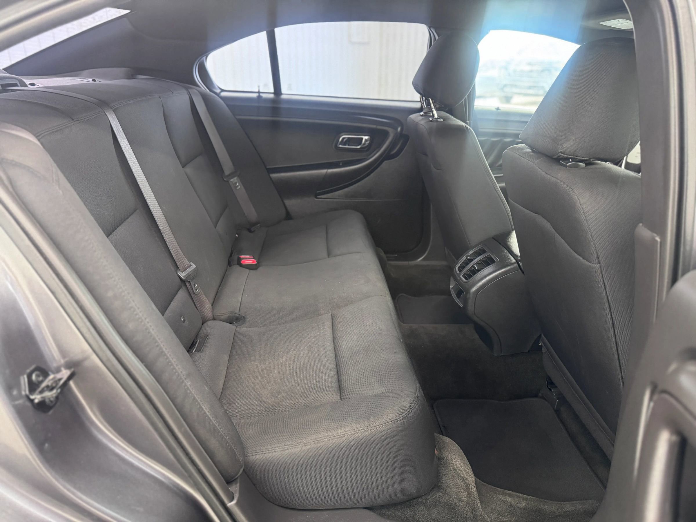 Used 2018 Ford Taurus Police Interceptor FWD image 11
