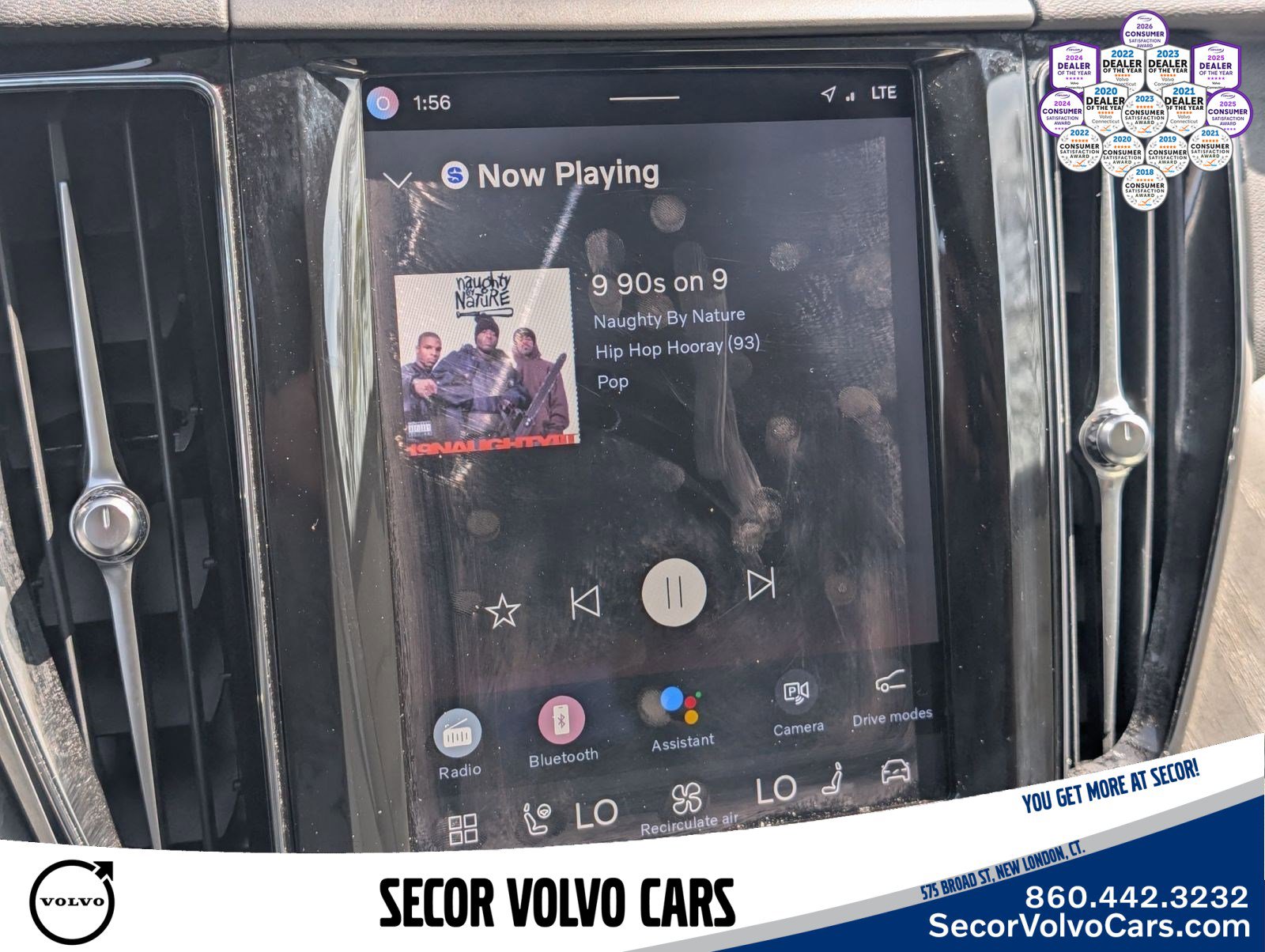 Used 2023 Volvo XC60 B5 Plus w/ Climate Package AWD/4WD image 14