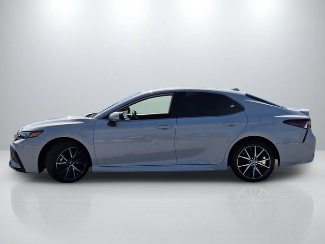 Used 2023 Toyota Camry SE image 7