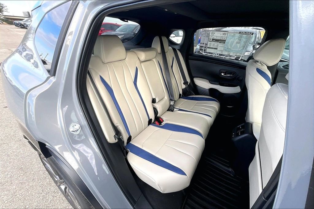 Used 2025 Acura ADX A-Spec image 37