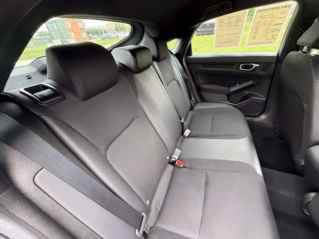 Used 2025 Honda Civic Sport image 32