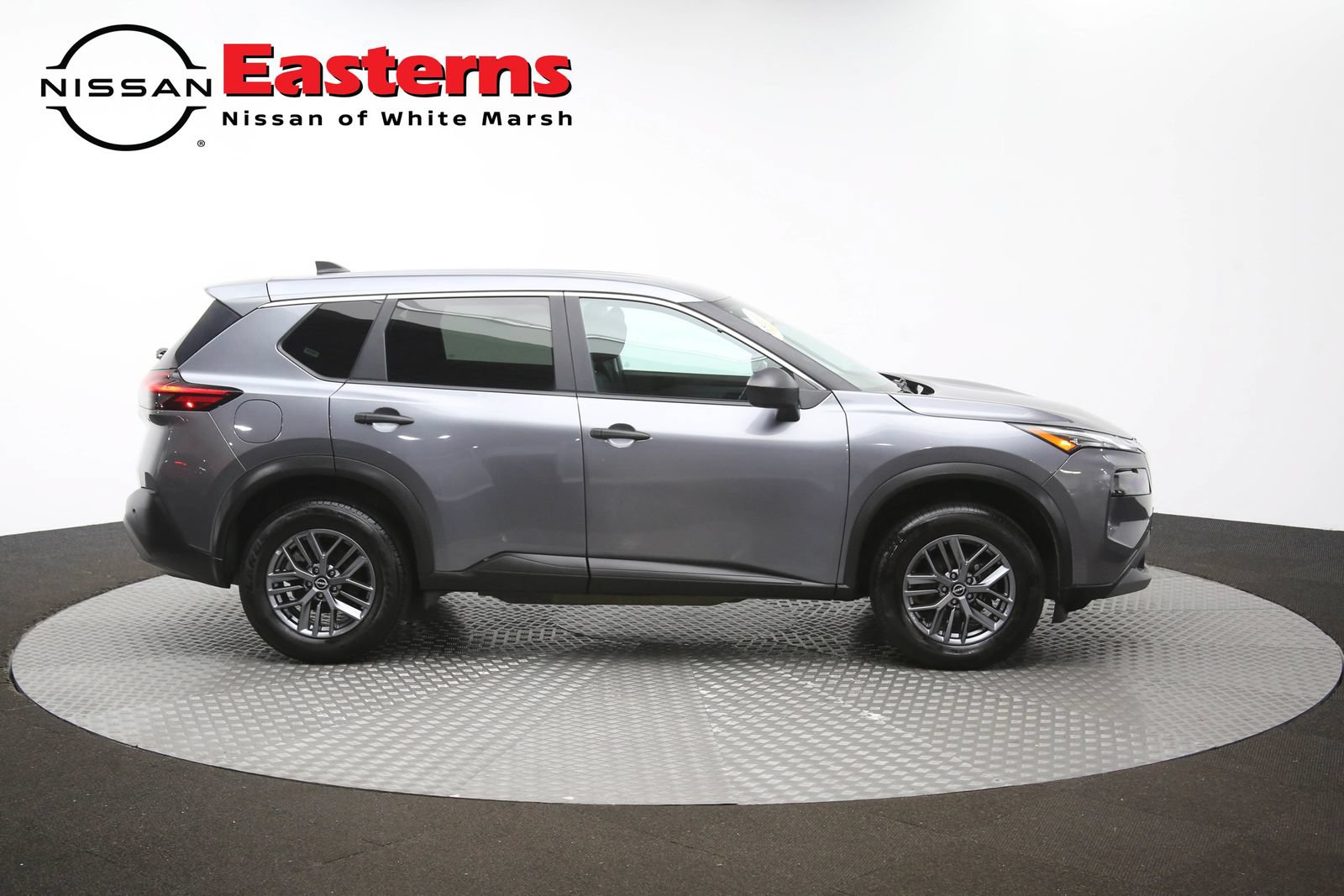 Used 2023 Nissan Rogue S AWD/4WD image 45