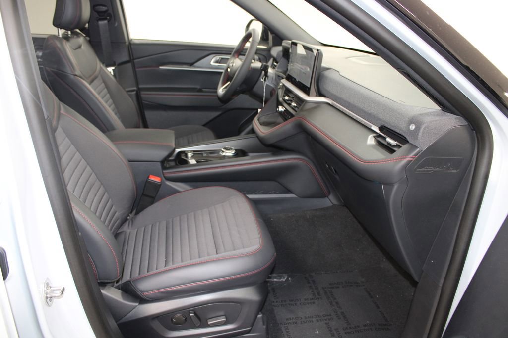 New 2026 Ford Explorer ST-Line w/ ST-Line Street Pack AWD/4WD image 30