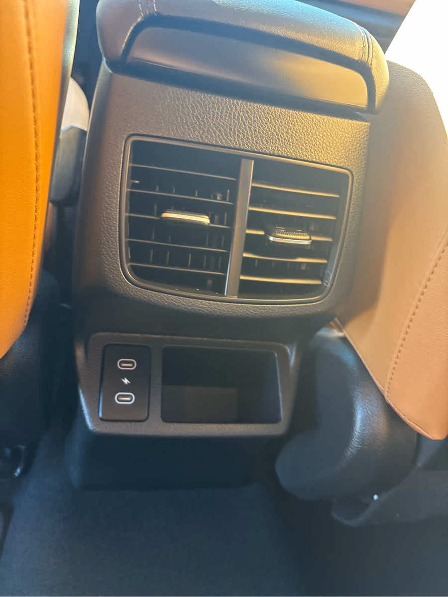 Used 2024 Kia Seltos EX AWD/4WD image 21