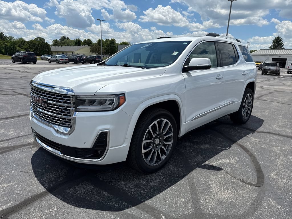 Used 2020 GMC Acadia Denali w/ Technology Package FWD image 5