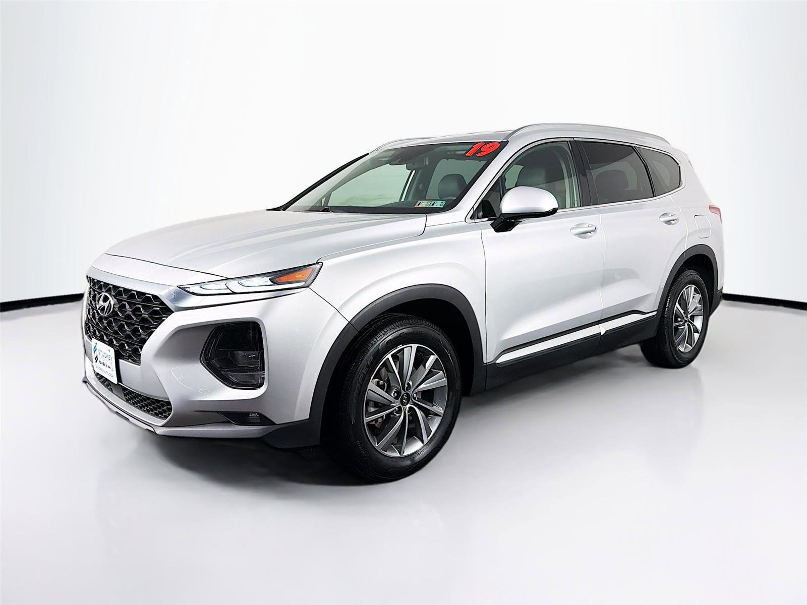 Used 2019 Hyundai Santa Fe SEL AWD/4WD image 3
