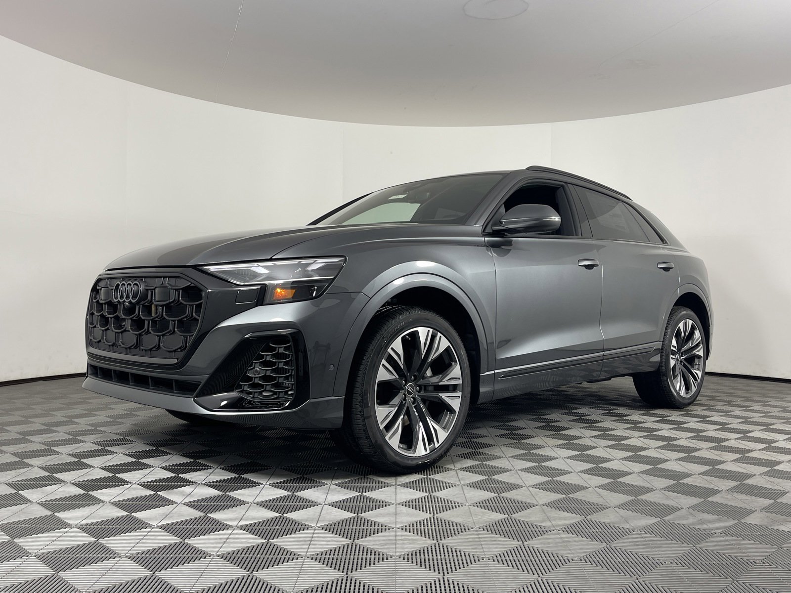 New 2025 Audi Q8 Premium Plus image 20