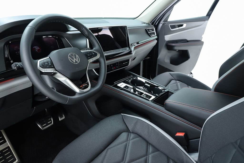 New 2026 Volkswagen Atlas Peak Edition image 58