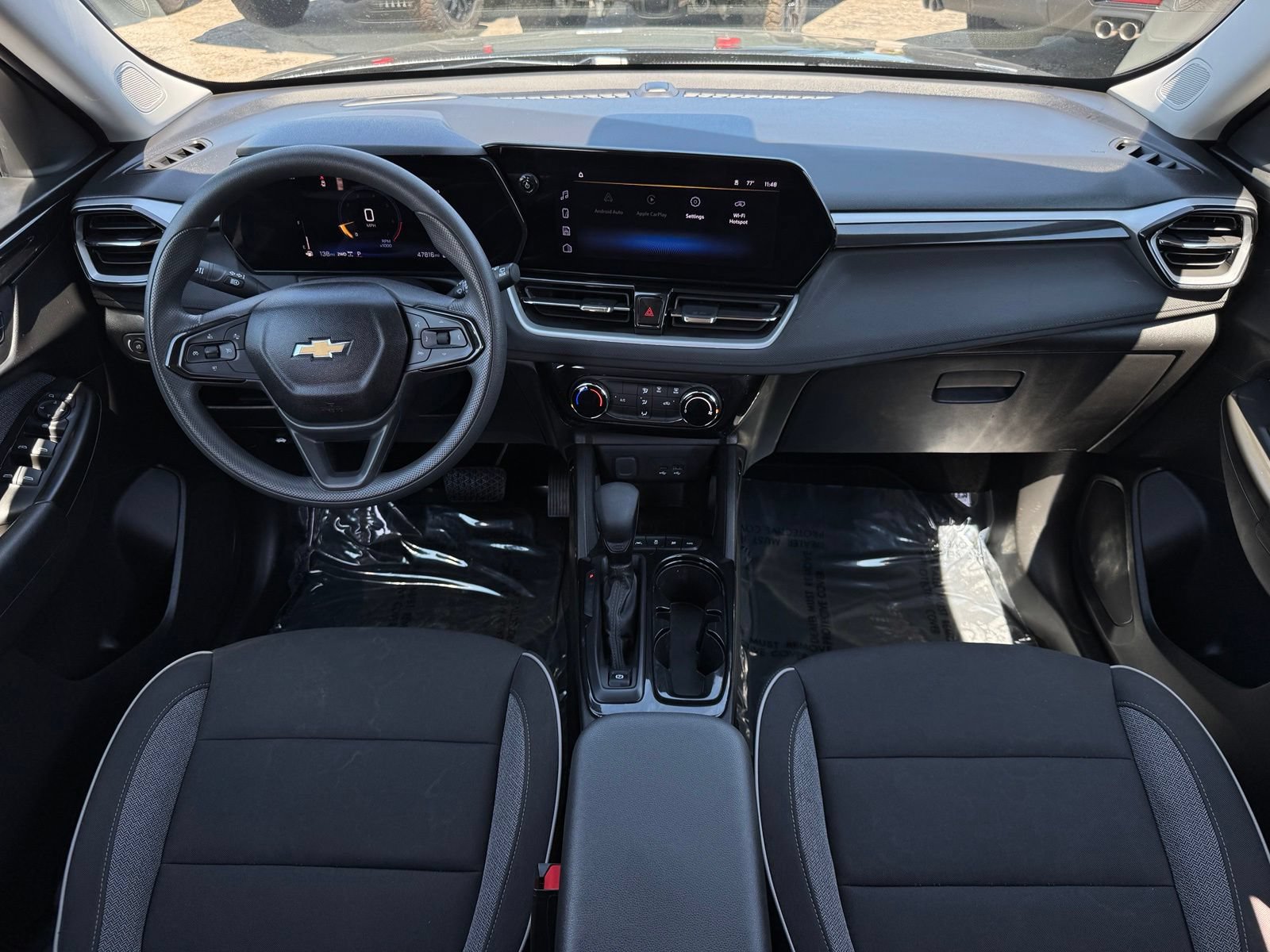 Used 2025 Chevrolet TrailBlazer LT AWD/4WD image 14