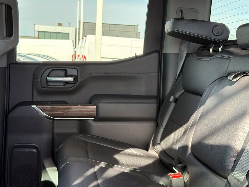 Used 2020 Chevrolet Silverado 1500 RST AWD/4WD image 18