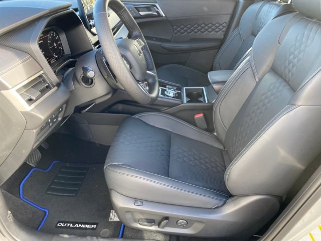 New 2025 Mitsubishi Outlander SEL Black Edition image 10