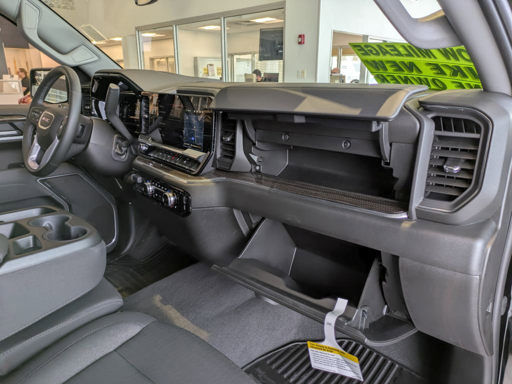 Certified 2026 GMC Sierra 1500 Elevation AWD/4WD image 27