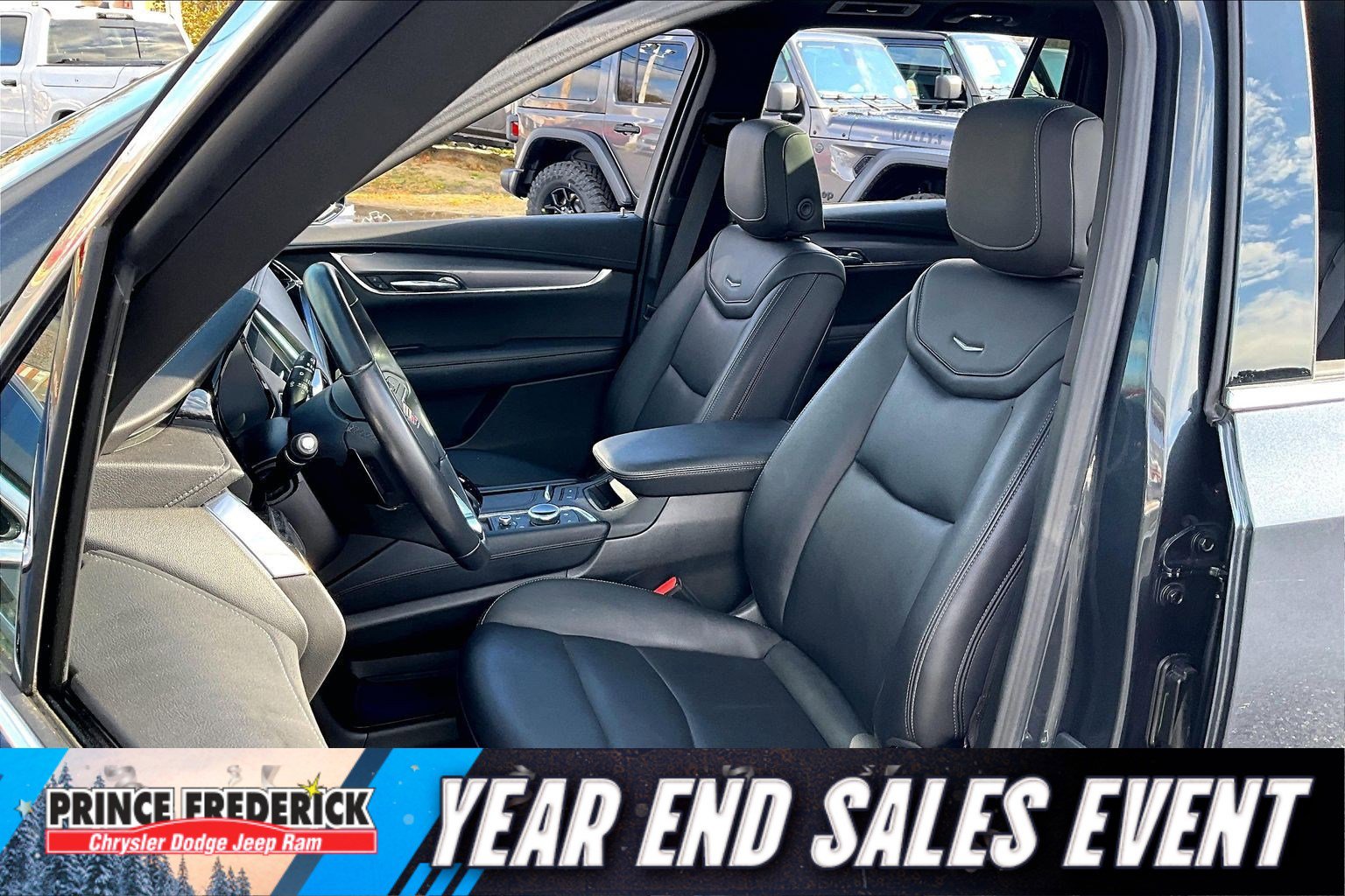 Used 2023 Cadillac XT6 Luxury image 24