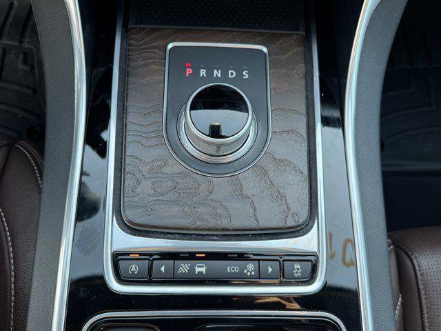 Used 2016 Jaguar XF R-Sport AWD/4WD image 19