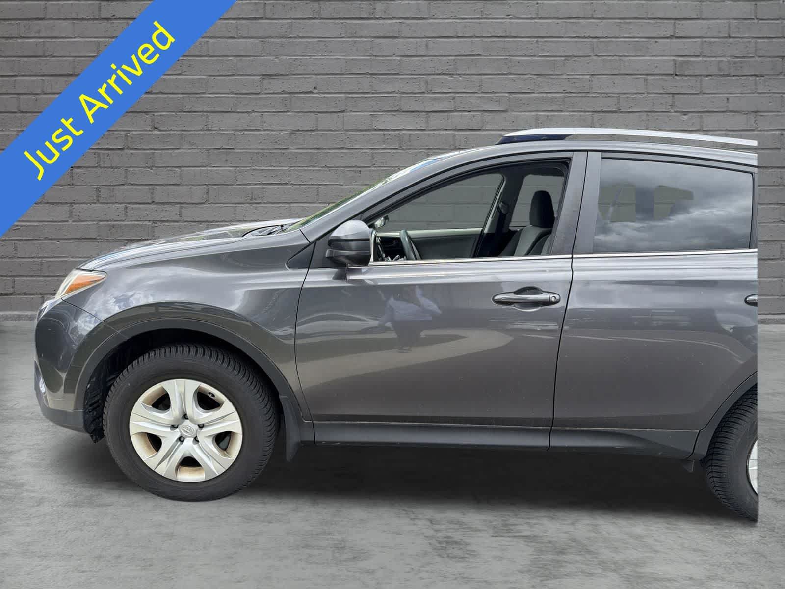Used 2013 Toyota RAV4 LE AWD/4WD image 1