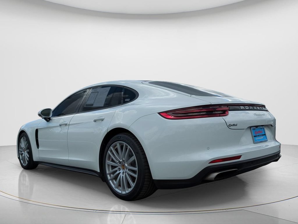 Used 2018 Porsche Panamera 4 AWD/4WD image 7