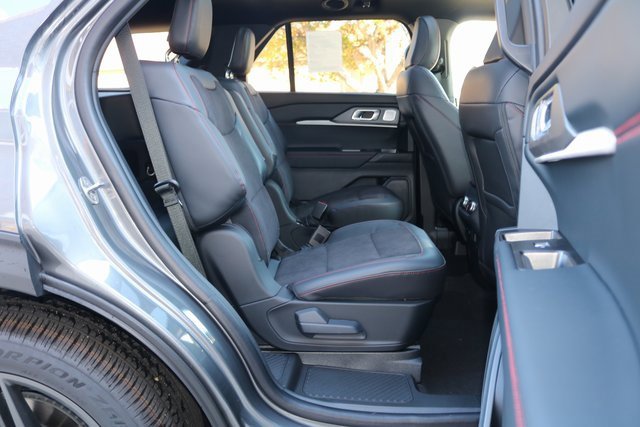 New 2025 Ford Explorer ST image 18