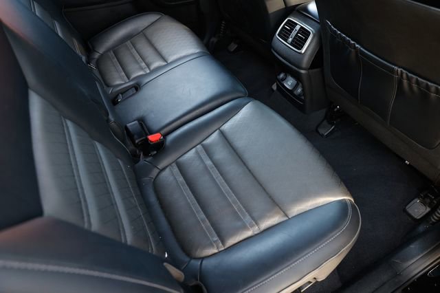 Used 2017 Kia Sorento SX image 15