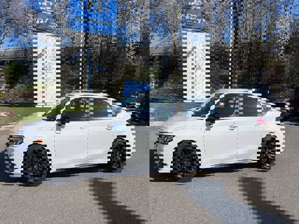 Used 2023 Honda Civic Sport image 5