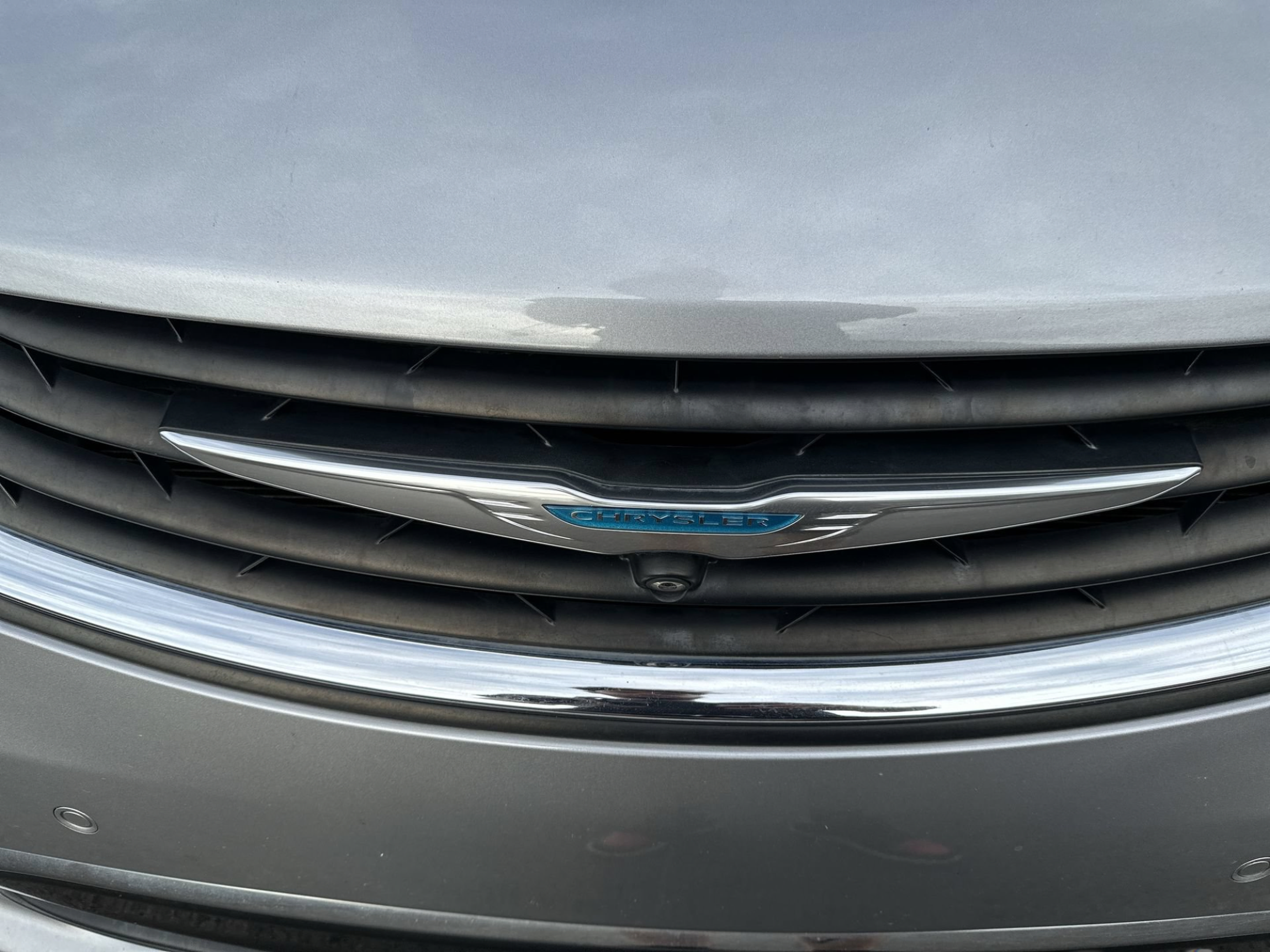 Used 2018 Chrysler Pacifica Limited w/ Advanced Safetytec Group FWD image 26