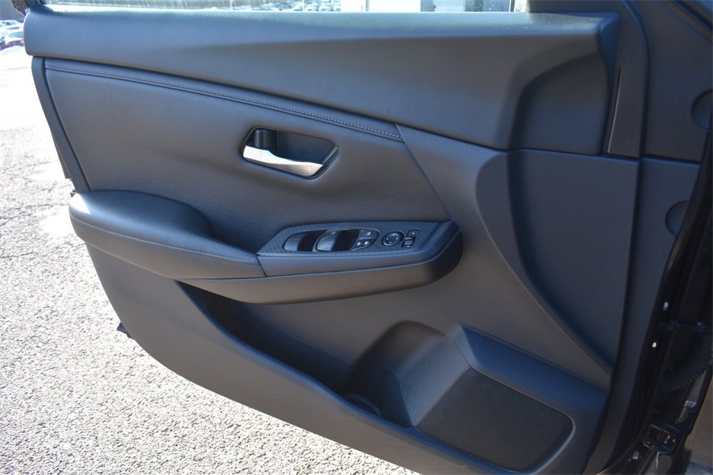 Used 2023 Nissan Sentra SV image 31