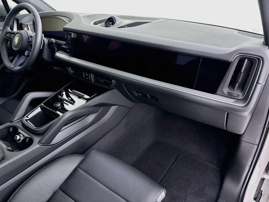 New 2026 Porsche Cayenne AWD/4WD image 31