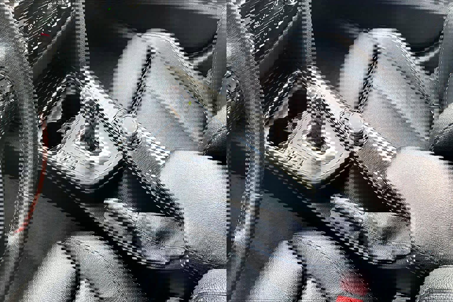 Used 2017 BMW 330i Sedan image 17