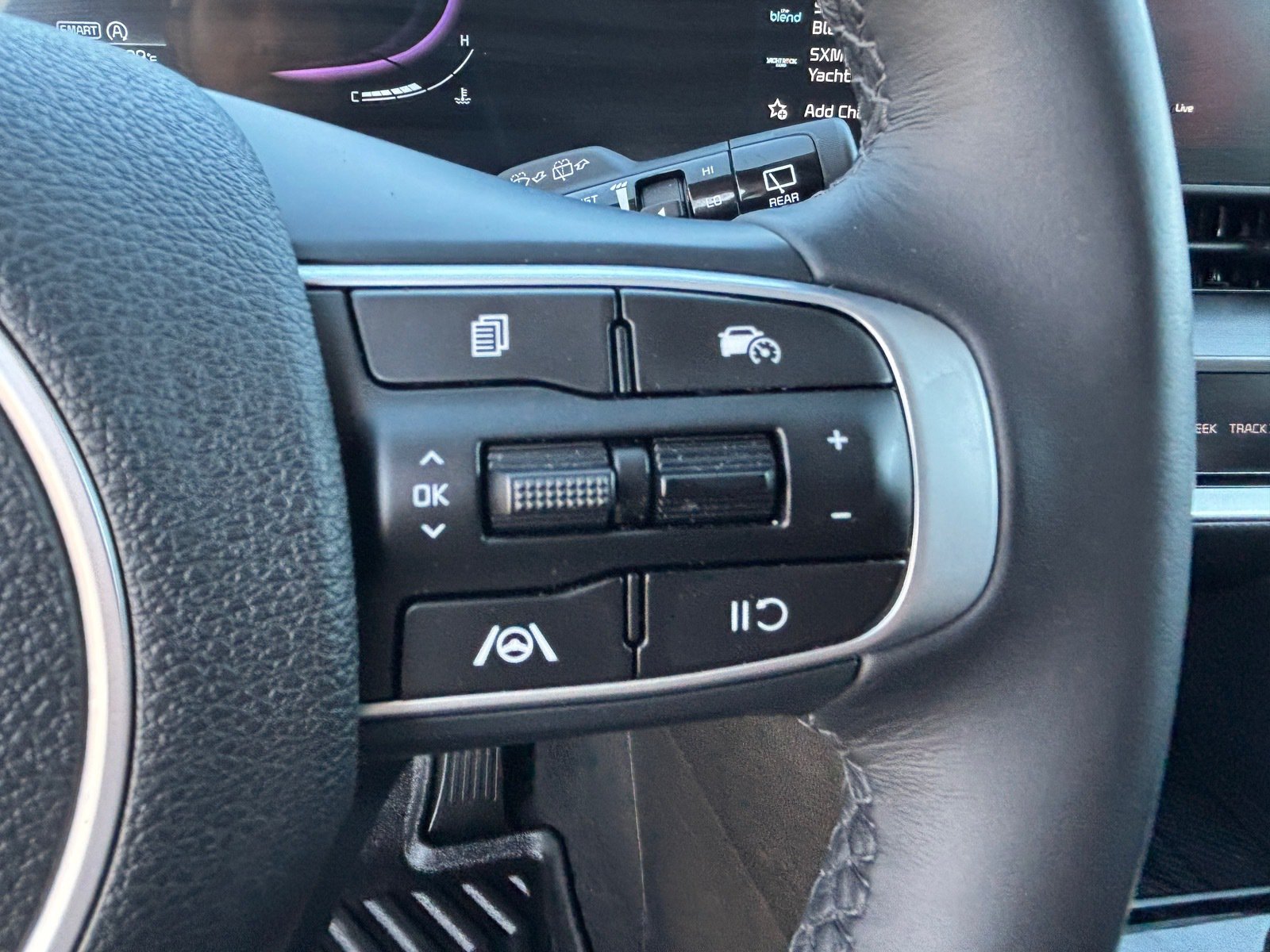 Certified 2024 Kia Sportage EX FWD image 23
