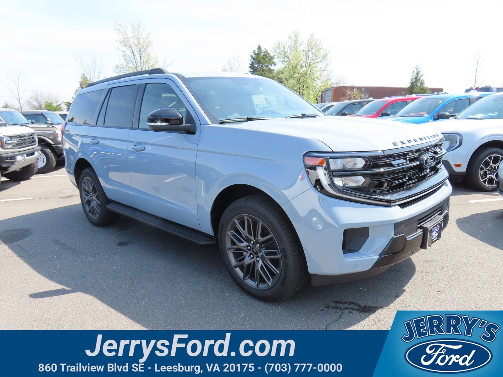 New 2026 Ford Expedition Platinum image 1