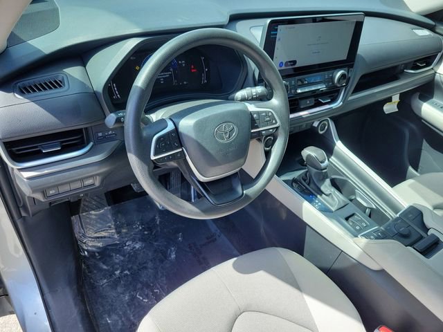 Used 2025 Toyota Grand Highlander FWD image 16