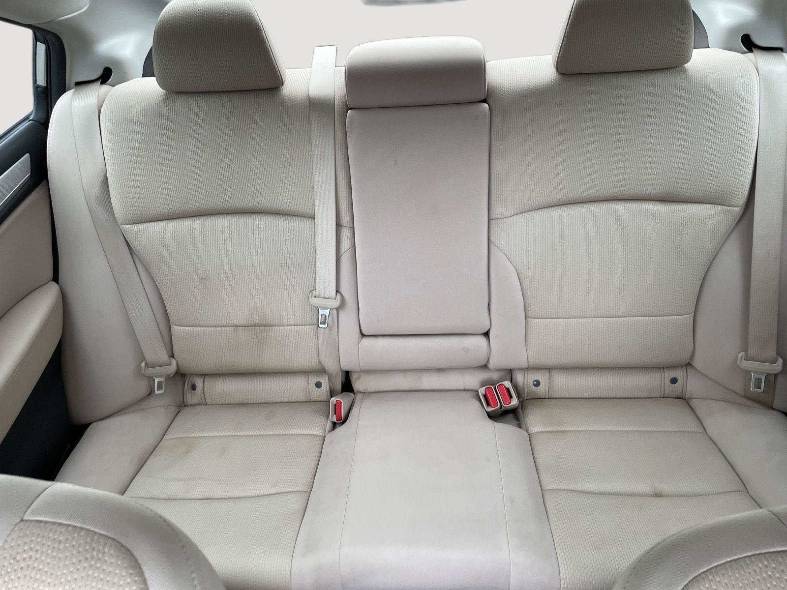 Used 2015 Subaru Legacy 2.5i AWD/4WD image 16