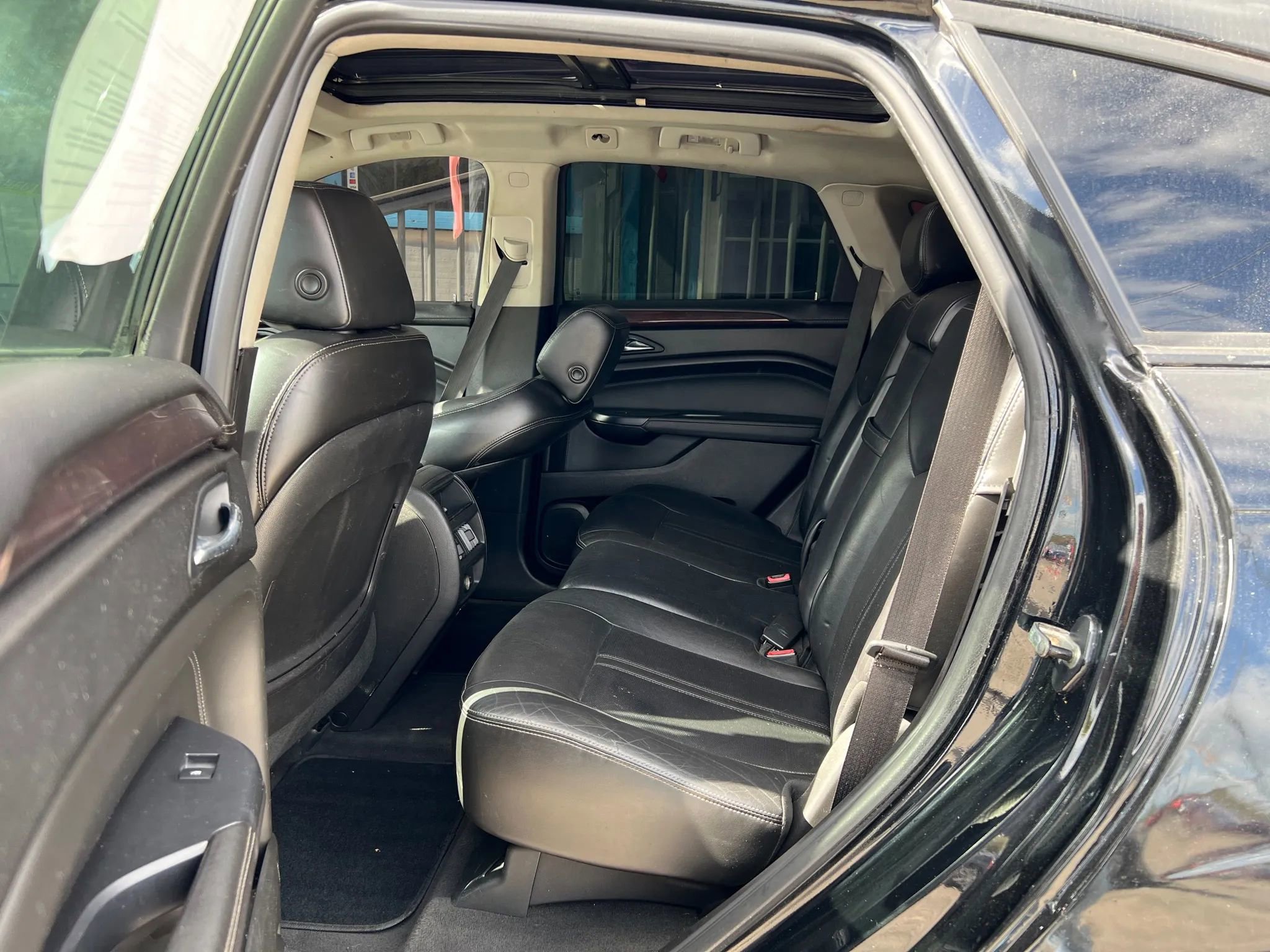 Used 2013 Cadillac SRX Luxury w/ Driver Awareness Package image 11