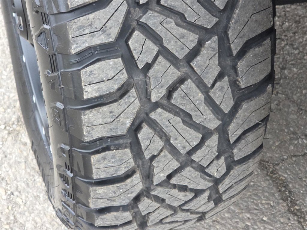 Used 2018 Chevrolet Colorado ZR2 w/ ZR2 Dusk Special Edition image 8