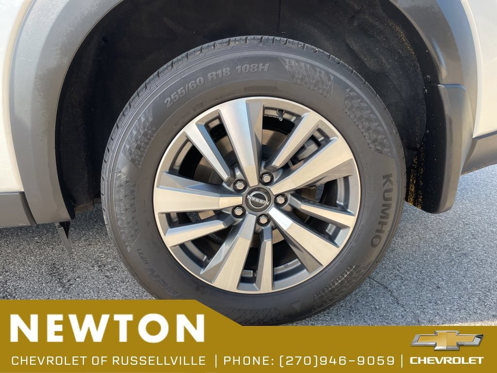 Used 2025 Nissan Pathfinder SL AWD/4WD image 59