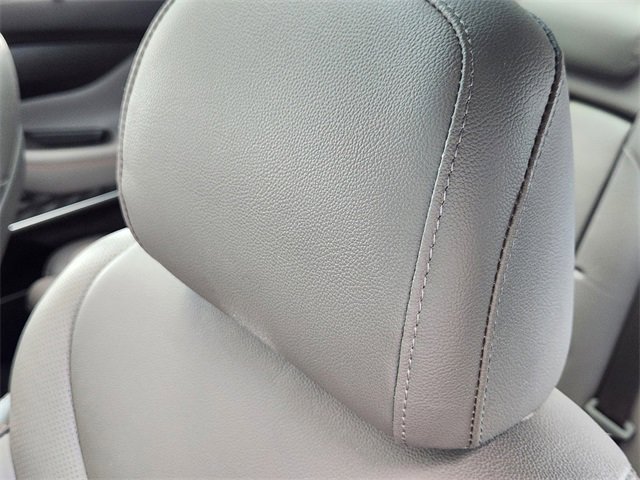 Used 2019 Hyundai Santa Fe FWD image 11