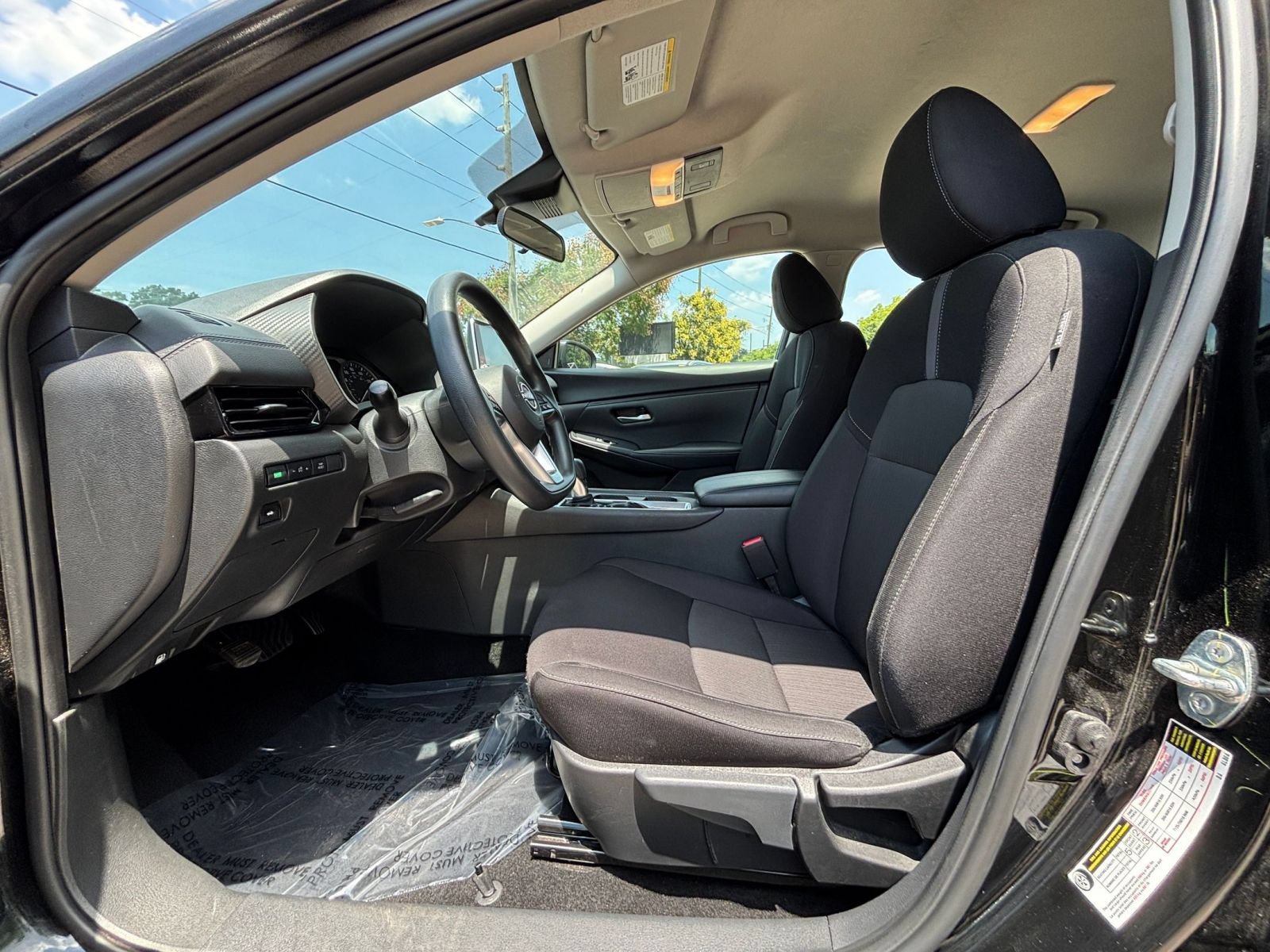 Used 2025 Nissan Sentra SV FWD image 22