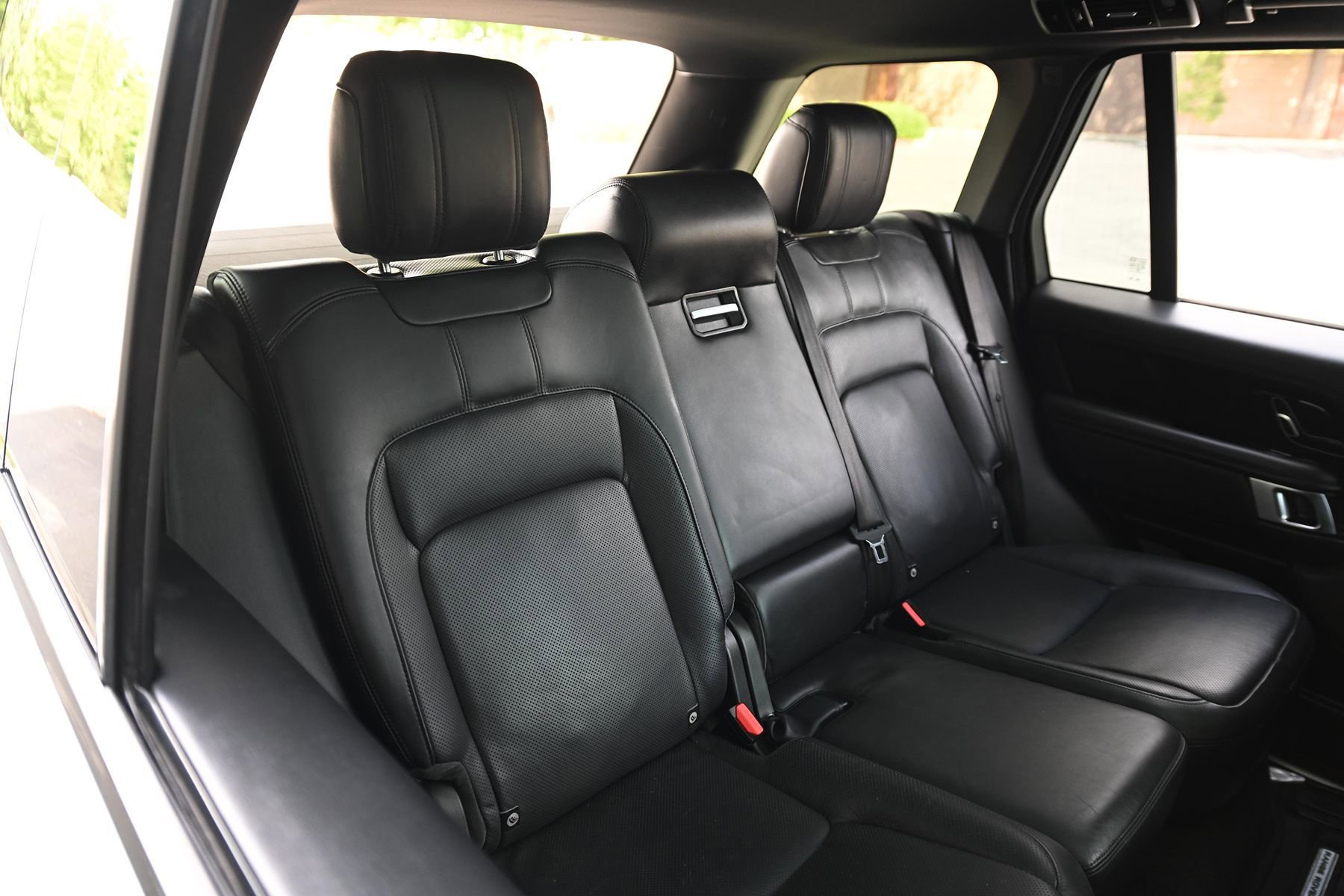 Used 2020 Land Rover Range Rover HSE AWD/4WD image 13