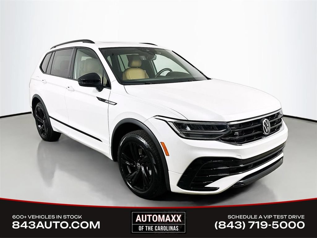 Used 2024 Volkswagen Tiguan SE R-Line AWD/4WD image 1