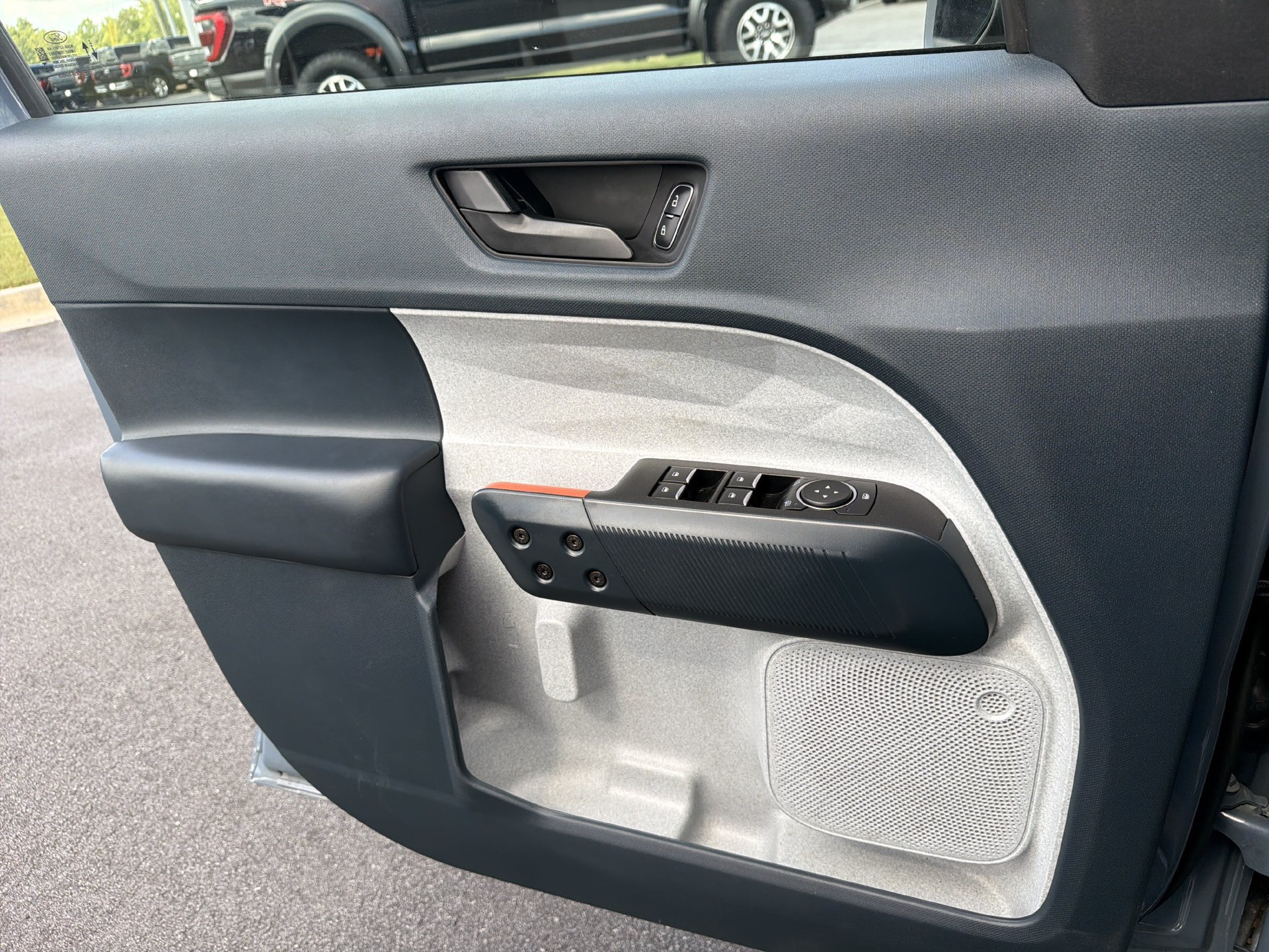 Certified 2024 Ford Maverick XLT FWD image 16