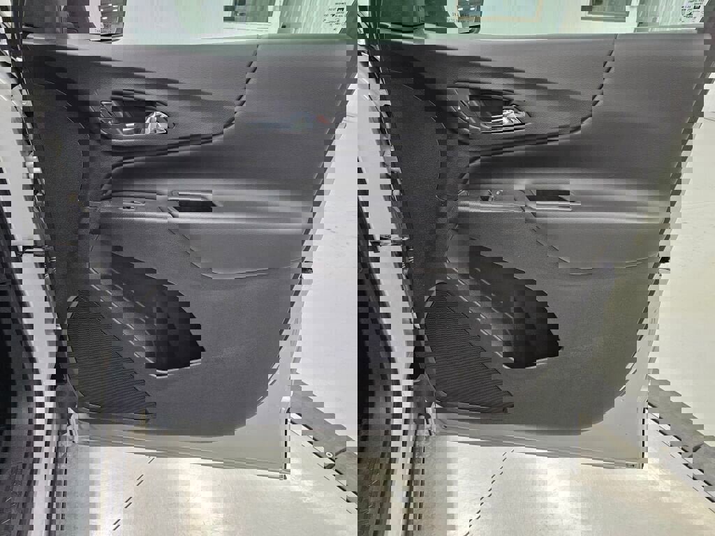 Used 2022 Chevrolet Equinox LT image 40