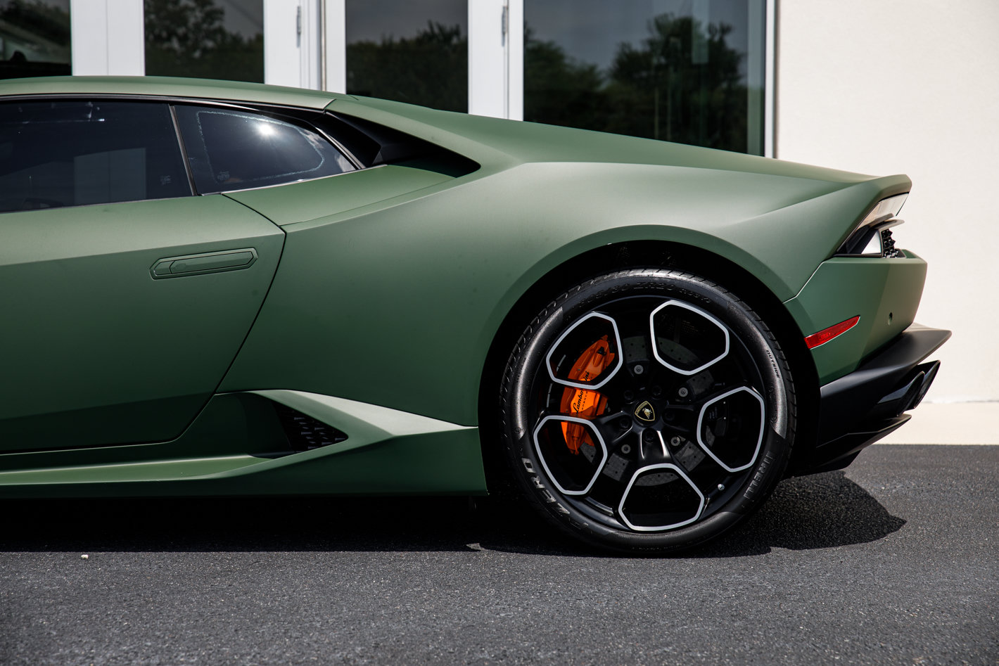 Used 2017 Lamborghini Huracan LP 610-4 AWD/4WD image 13