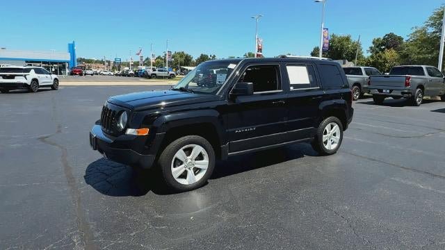 Used 2012 Jeep Patriot Limited AWD/4WD image 4