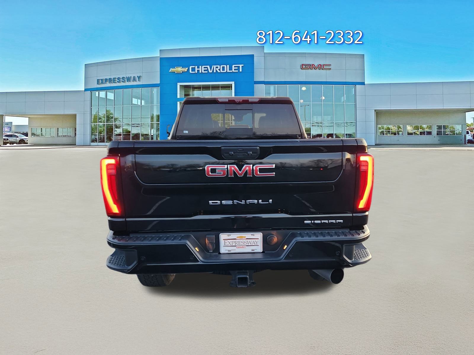 Used 2024 GMC Sierra 2500 Denali w/ Denali Reserve Package image 6