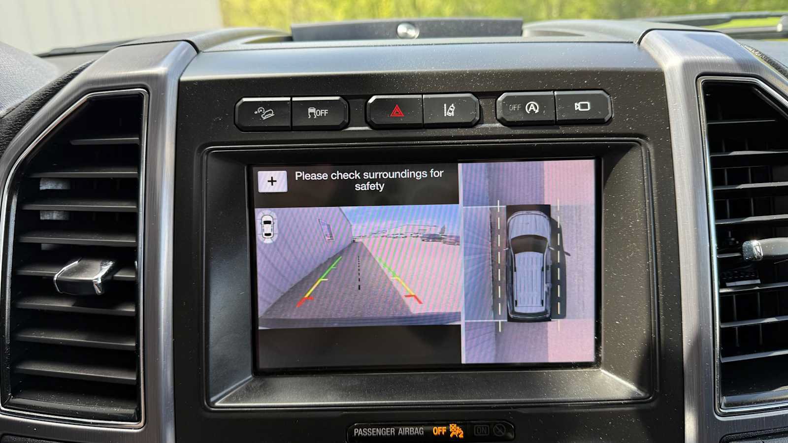 Used 2019 Ford Expedition Platinum AWD/4WD image 22