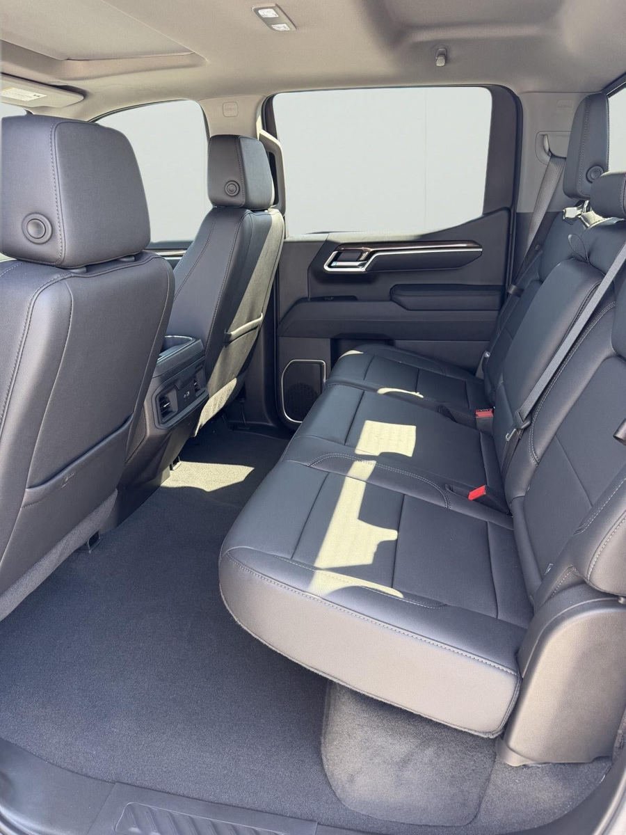 New 2026 Chevrolet Silverado 1500 RST w/ RST All Star Premium Package AWD/4WD image 26