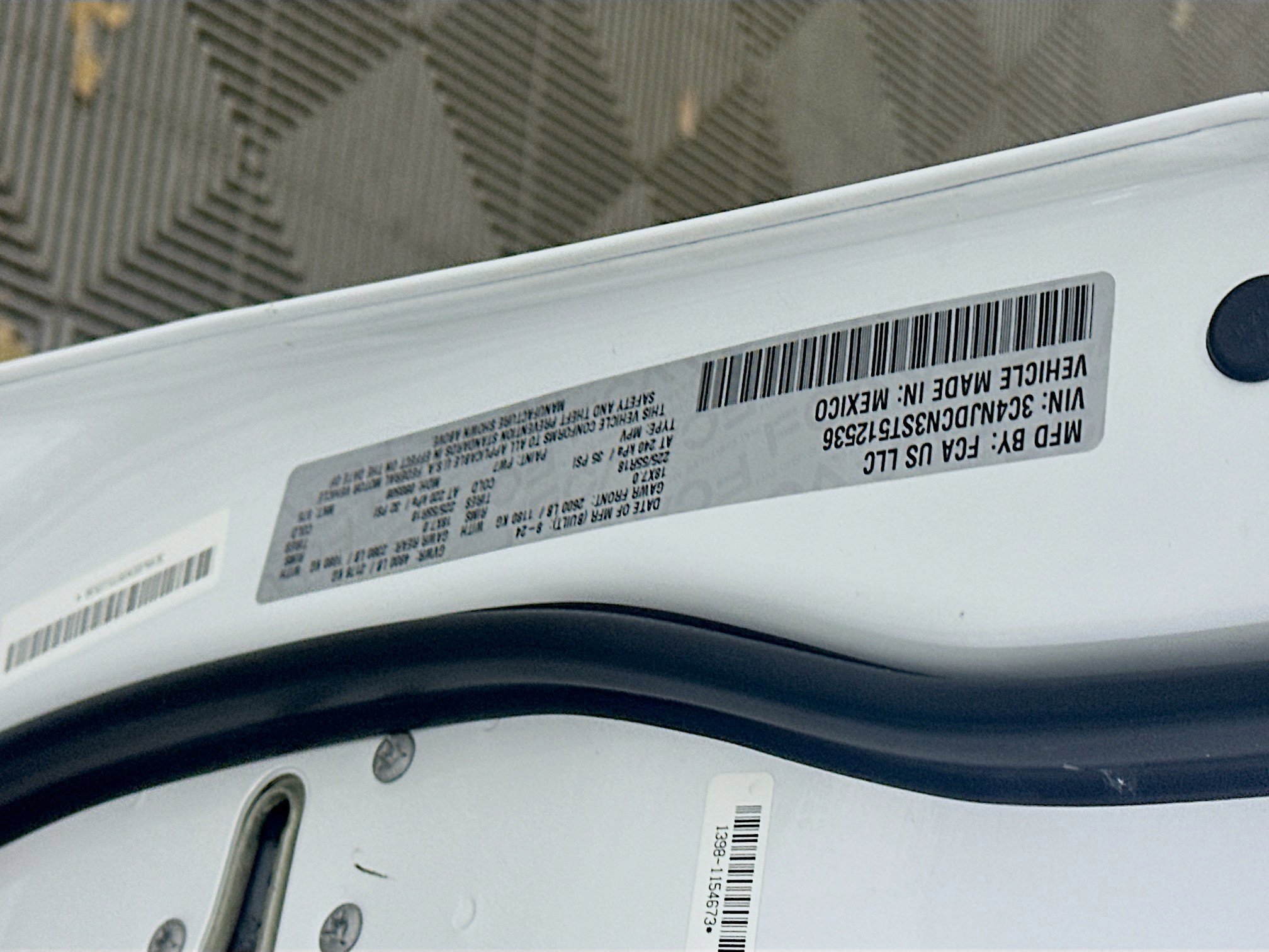 Used 2025 Jeep Compass Limited image 12