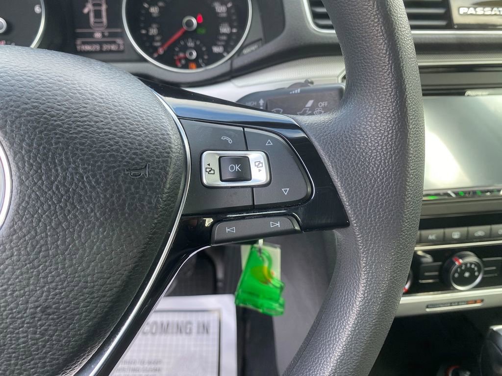 Used 2018 Volkswagen Passat 2.0T S image 17